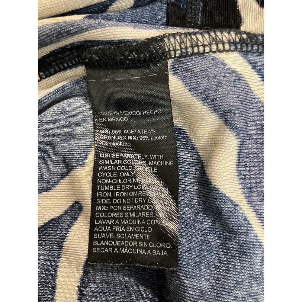 Chicos Maxi Dress Long Sleeve Slinky Jersey Leg Slit Blue Hawaiian Print 2X XXL - Picture 8 of 9